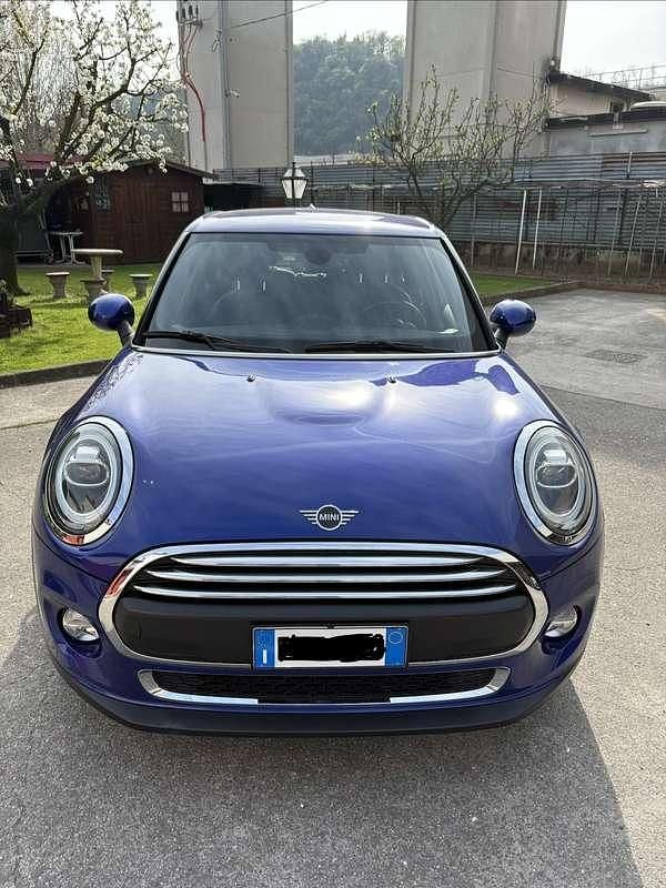 Usata Mini One D 95 CV (69 kW) 2018 Blu/azzurro Utilitaria