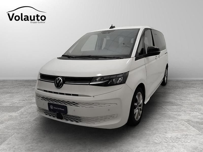 Bianco Usata 2023 VW Multivan Life Furgone | 48.300 € (Super prezzo) - Immagine 1/4