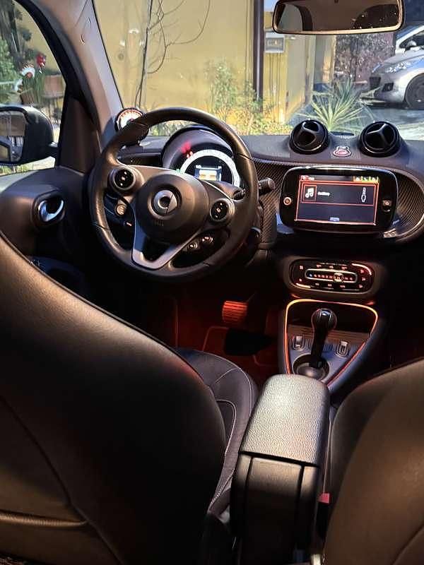 Usata Smart ForTwo Coupé Prime 41 kW (56 CV) 2021 Utilitaria