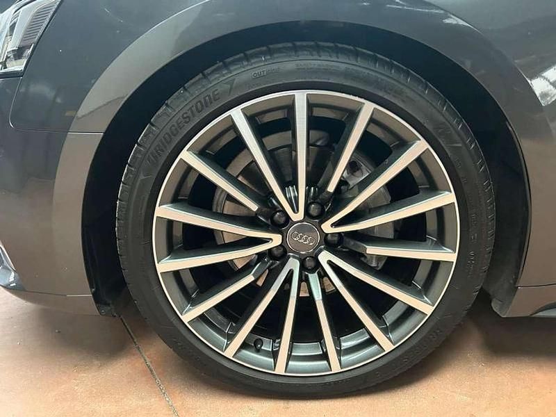 Usata Audi A5 Business 190 CV (139 kW) 2019 Grigio daytona perla Coupé