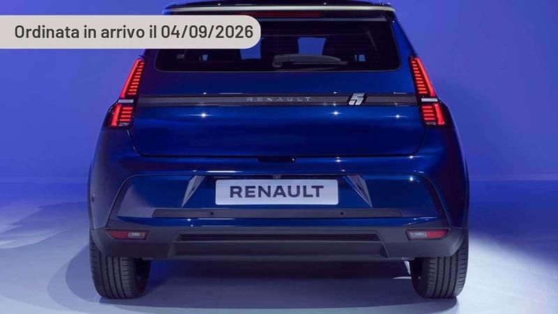 Usata Renault R5 Iconic 110 kW (150 CV) 2024 Argento Utilitaria