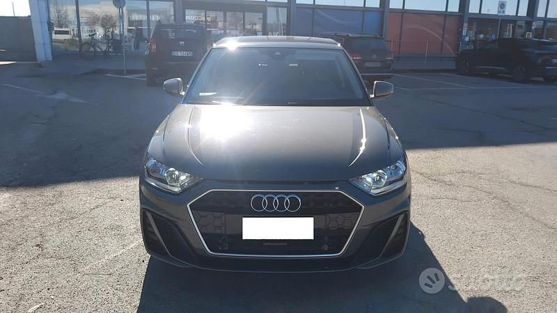 Usata Audi A1 S-Line 110 CV (80 kW) 2022 Grigio SUV
