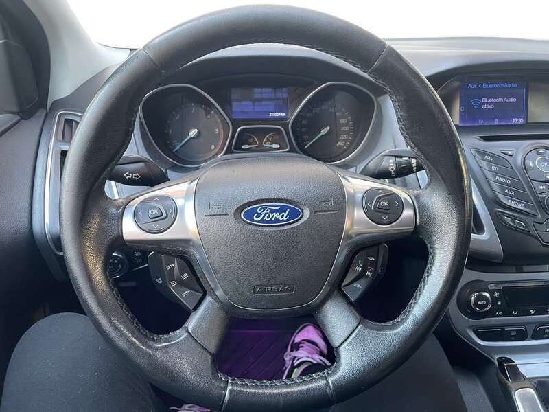 Usata 2011 Ford Focus Titanium Tre volumi | 3500 € (Ottimo prezzo) - Immagine 1/4