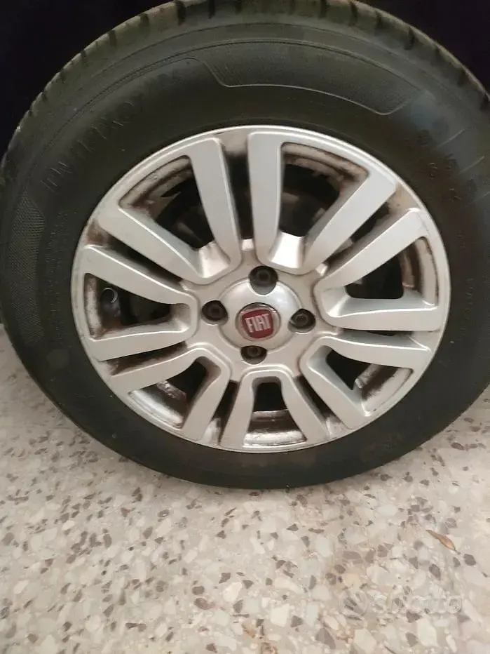 Usata Fiat Grande Punto 2018 Grigio Utilitaria