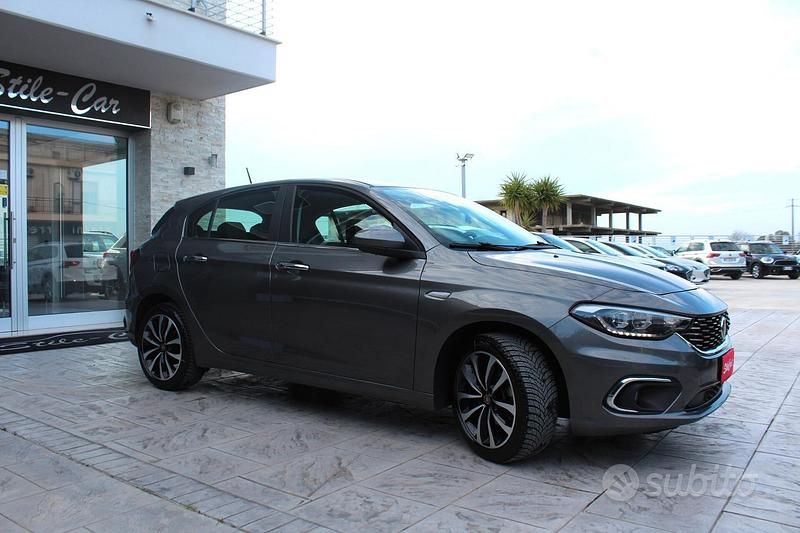 Usata Fiat Tipo Business 95 CV (69 kW) 2020 Grigio Berlina