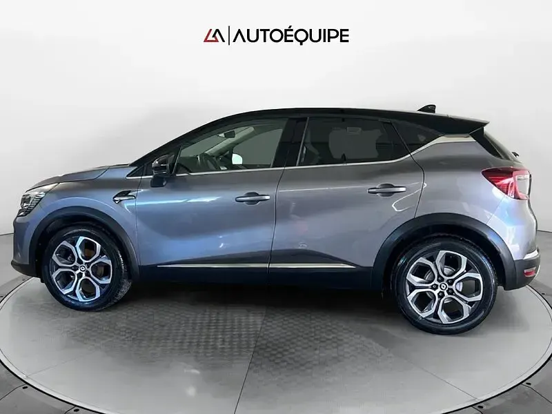 Usata Renault Captur Intens 101 CV (74 kW) 2023 Grigio SUV