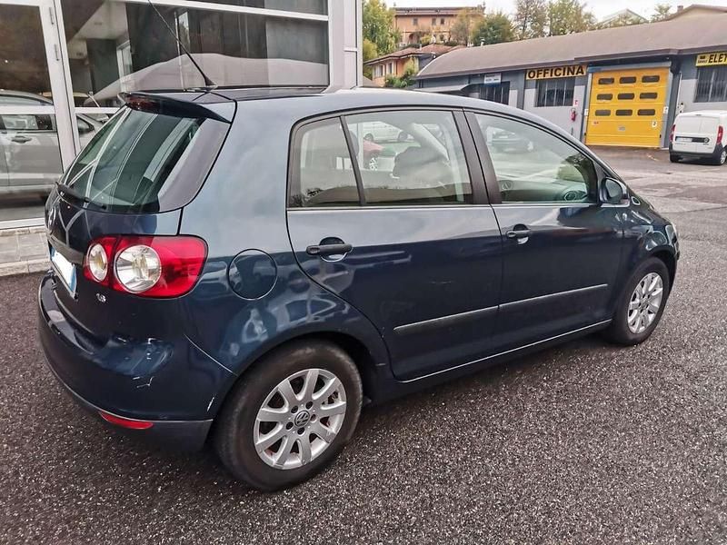 Usata VW Golf Plus Cross Comfortline 102 CV (75 kW) 2005 Grigio Monovolume