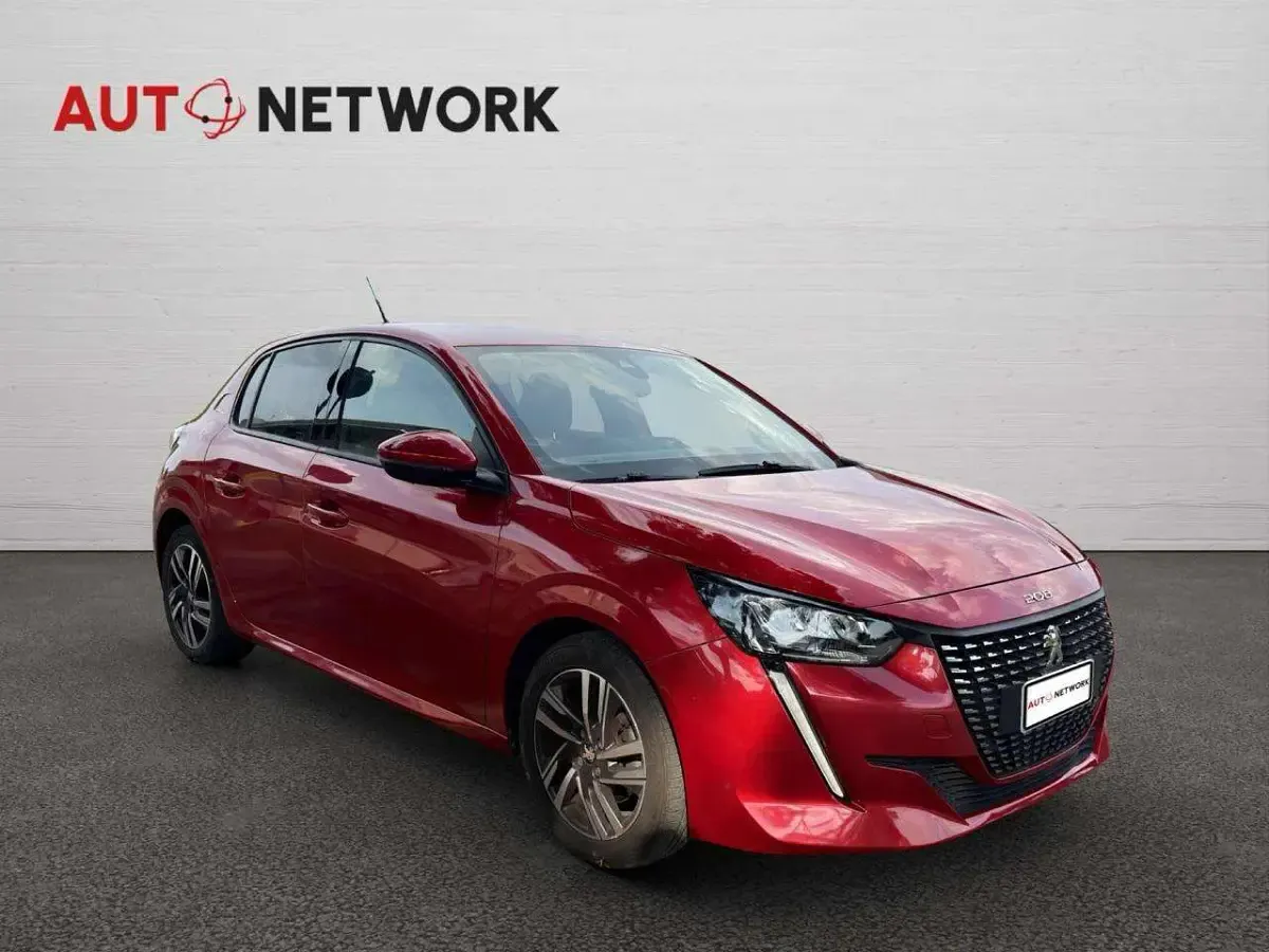 Usata Peugeot 208 Allure 101 CV (74 kW) 2021 Rosso Utilitaria