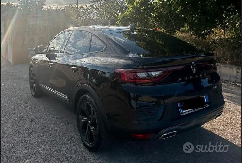 Usata Renault Arkana RS Line 145 CV (106 kW) 2022 Nero SUV