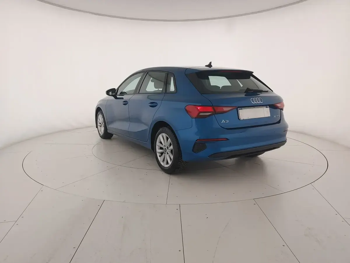 Occasion Audi A3 Business 150 PK (110 kW) 2022 Blauw Sedan
