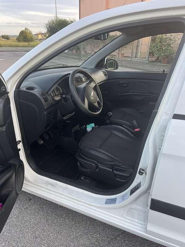 Usata Kia Picanto 60 CV (44 kW) 2009 Utilitaria