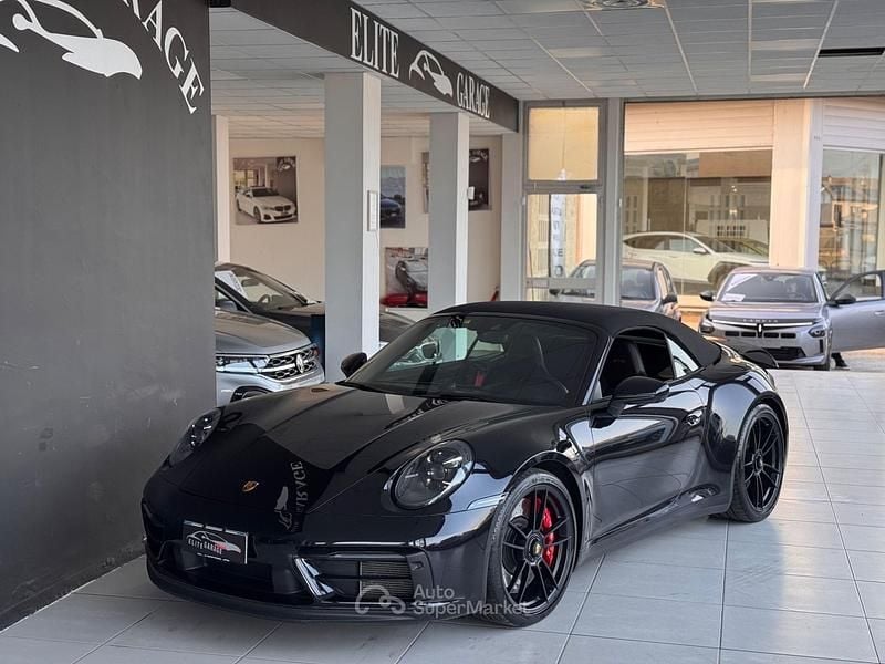 Usata Porsche 911 Carrera 4 Cabriolet 485 CV (356 kW) 2022 Nero Cabrio