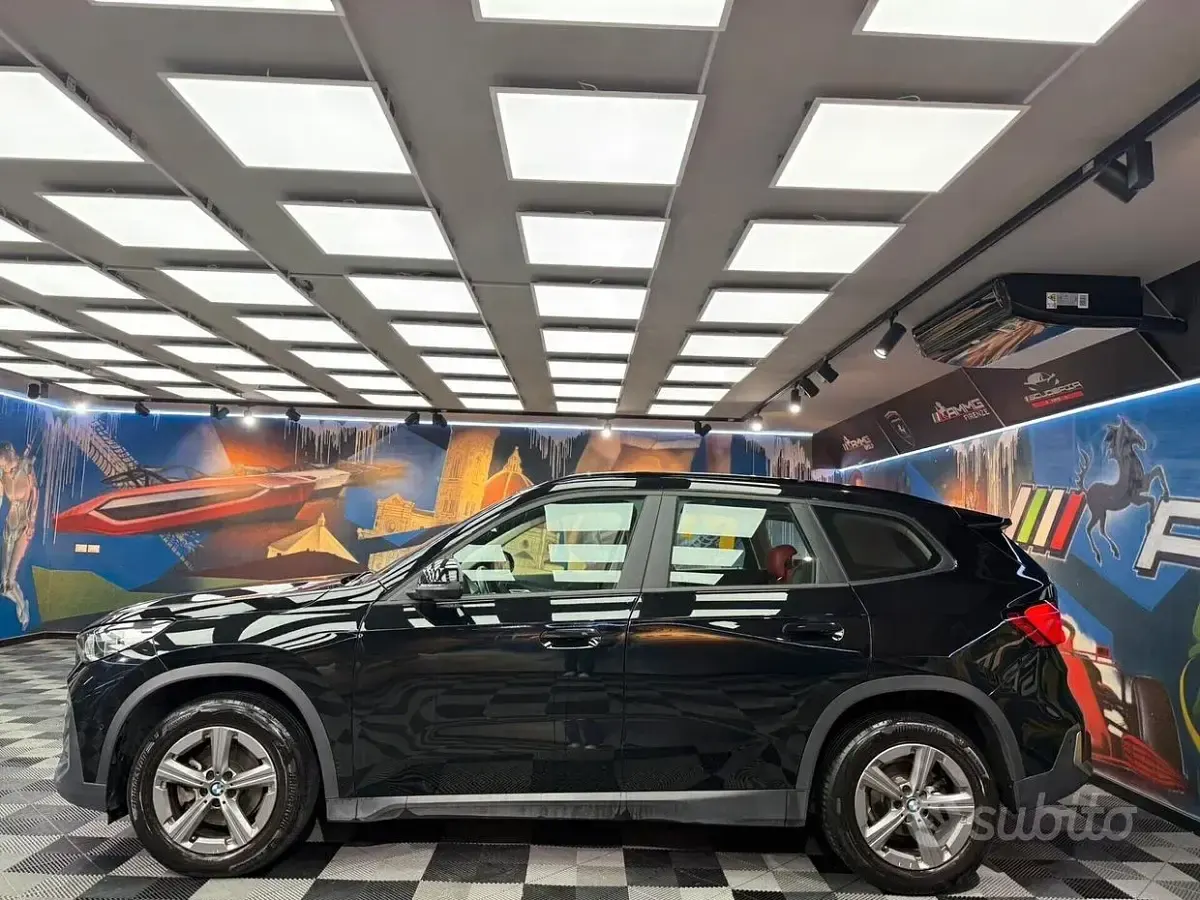 Usata BMW X1 Efficient Dynamics 150 CV (110 kW) 2023 Nero SUV
