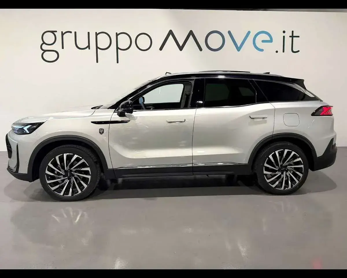 Usata Tiger Six 167 CV (122 kW) 2026 Sterling mist SUV