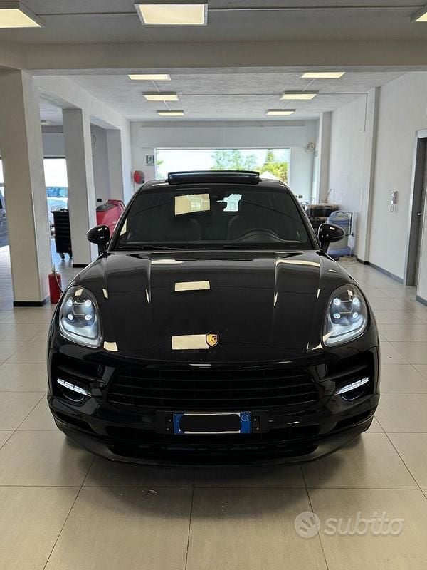 Usata Porsche Macan 245 CV (180 kW) 2021 Nero SUV