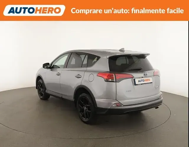 Usata Toyota RAV4 Hybrid 197 CV (144 kW) 2018 Argento SUV