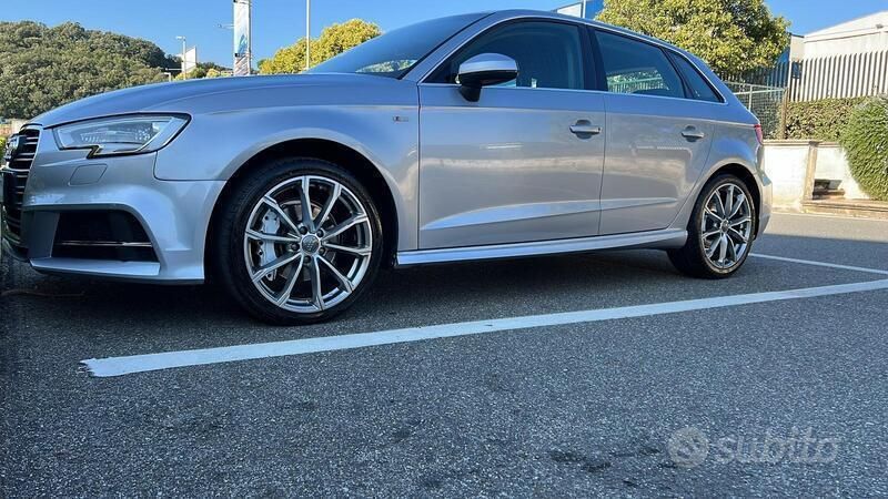 Usata 2016 Audi A3 S-Line Due volumi | 17.000 € (Buon prezzo) - Immagine 1/4
