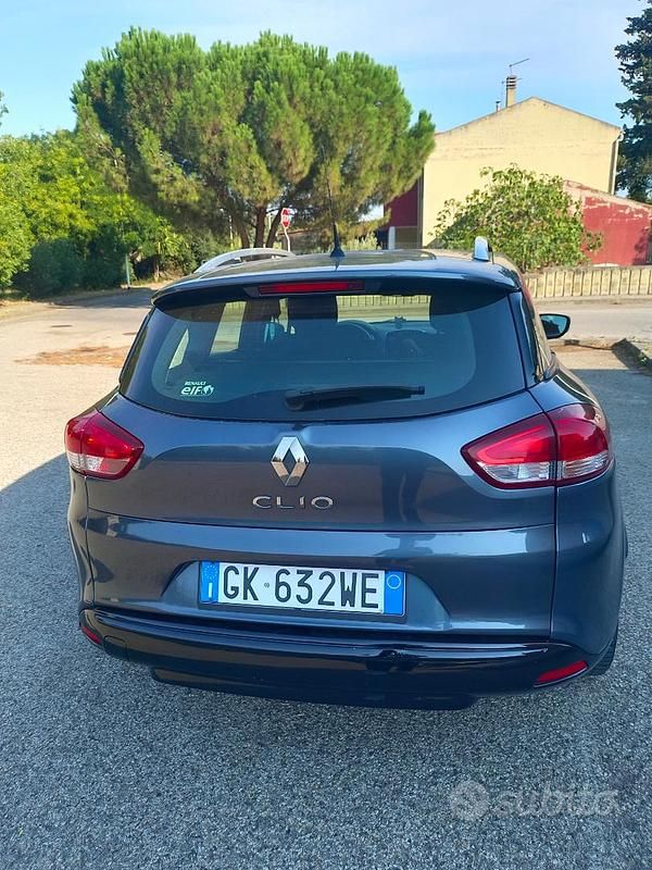 Usata Renault Clio GrandTour 90 CV (66 kW) 2019 Blu Station wagon