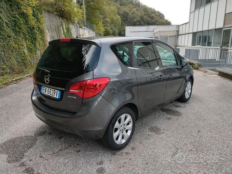 Usato 2012 Opel Meriva 1.2 Diesel 95 CV (6.900 €)