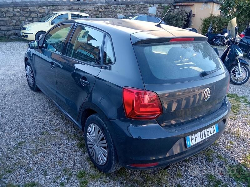 Usata VW Polo 90 CV (66 kW) 2016 Grigio Berlina