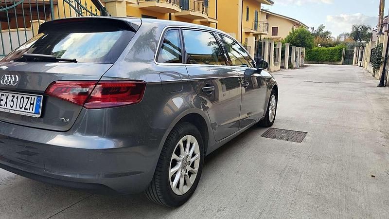 Usata Audi A3 Attraction 110 CV (80 kW) 2015 Berlina