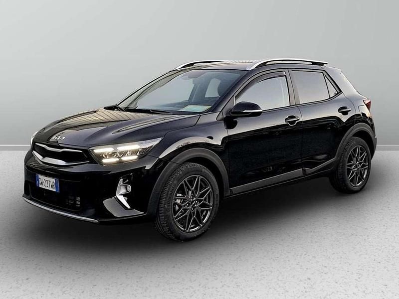 Nero Usata 2024 Kia Stonic SUV | 22.700 € (Molto cara) - Immagine 1/4