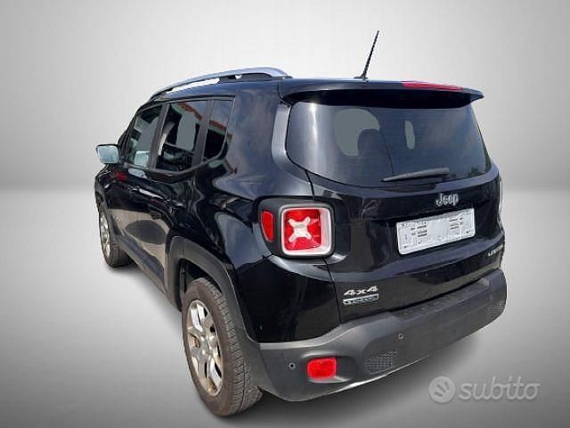 Usata Jeep Renegade Opening Edition 140 CV (102 kW) 2015 Nero SUV