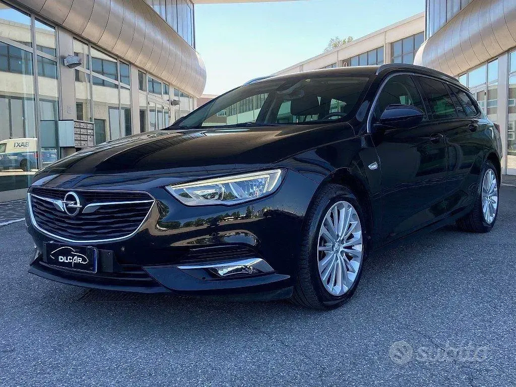 Usata Opel Insignia Innovation 170 CV (125 kW) 2020 Nero Station wagon