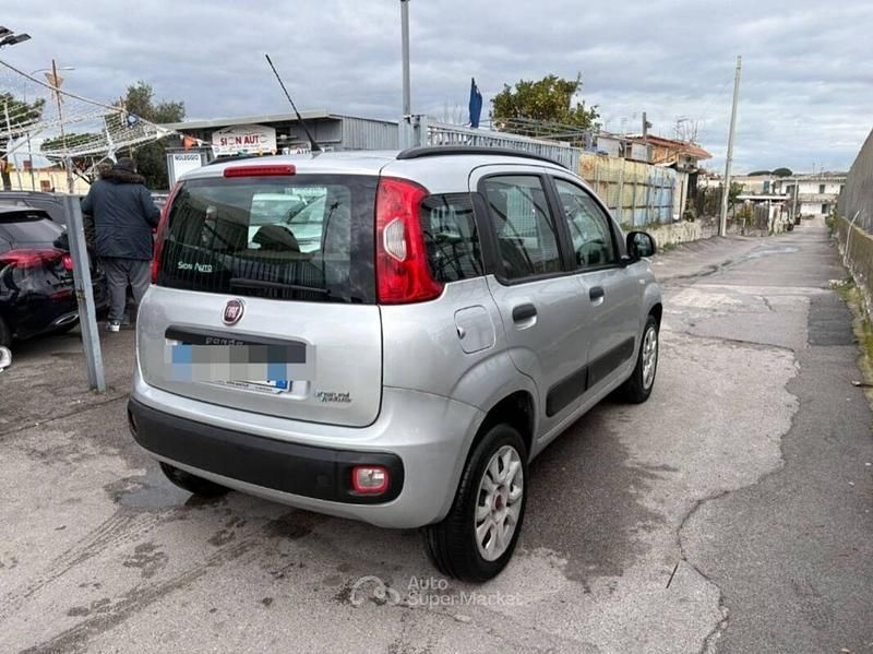 Usata Fiat Panda Easy 80 CV (58 kW) 2013 Argento Berlina