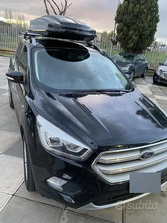 Usata Ford Kuga Business Edition 120 CV (88 kW) 2017 Nero SUV
