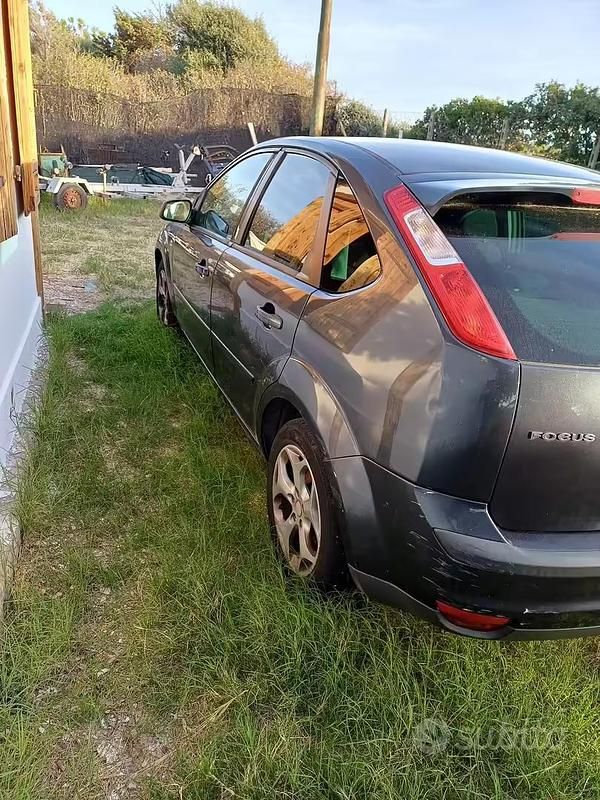 Usata Ford Focus 90 CV (66 kW) 2007 Berlina