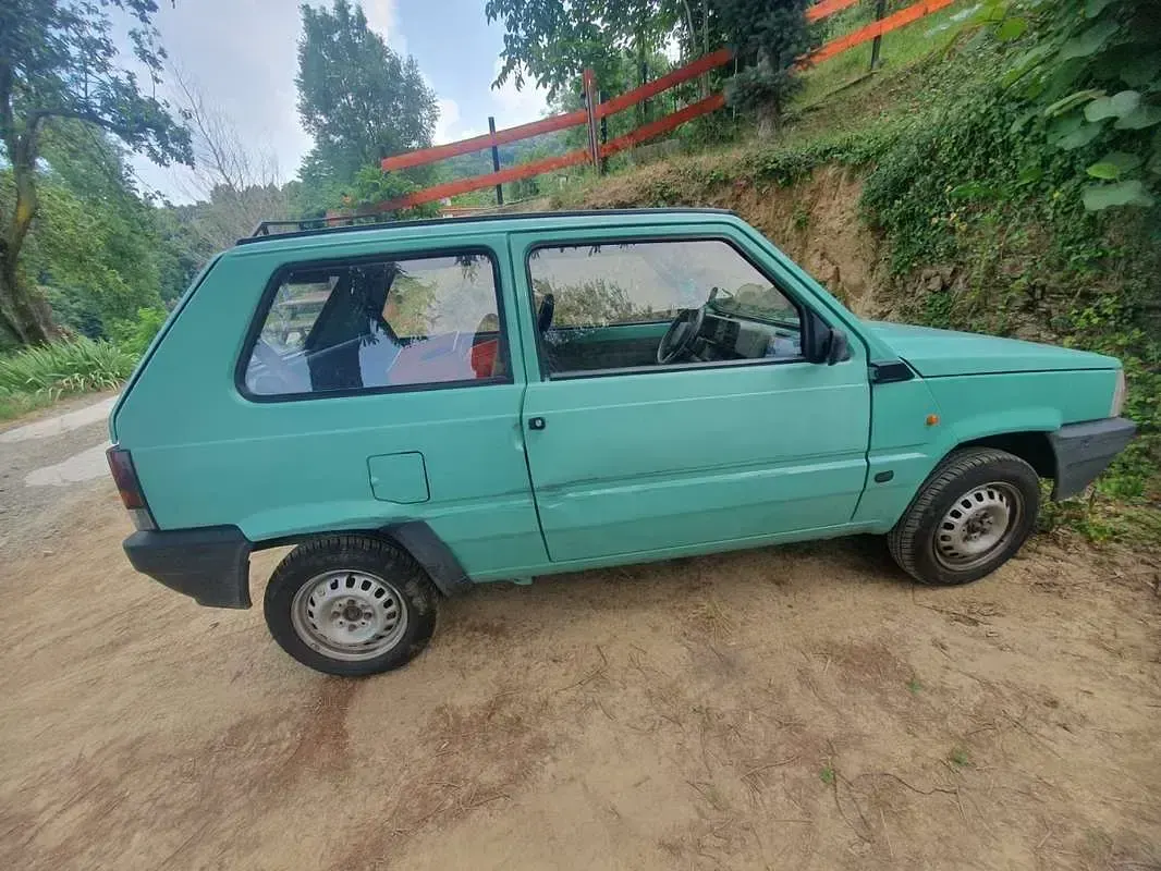 Usata Fiat Panda Young 54 CV (39 kW) 2001 Verde Berlina