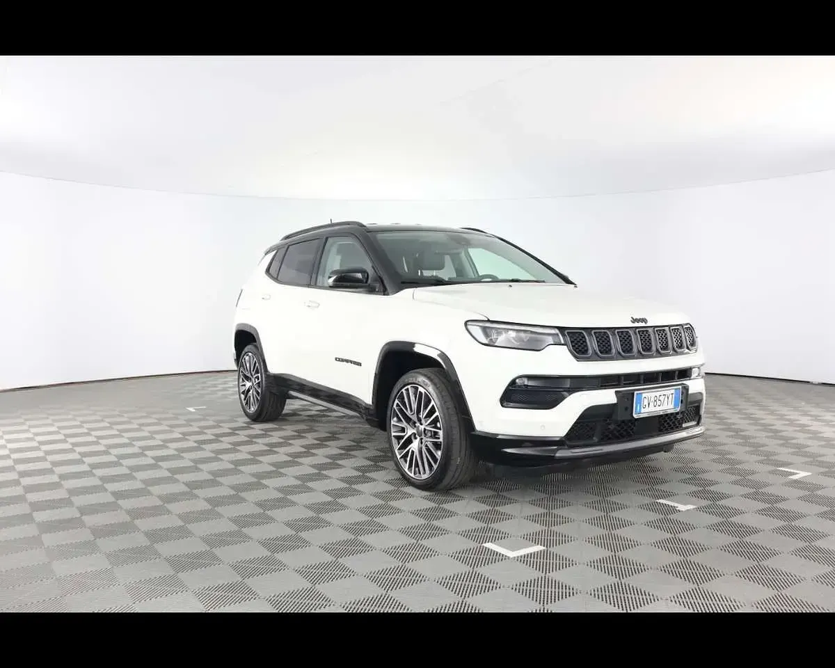 Usata Jeep Compass Summit 131 CV (96 kW) 2024 Bianco SUV