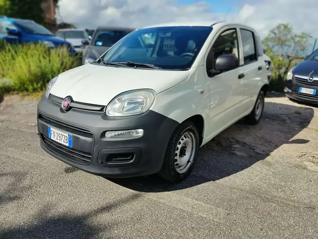 Usata Fiat Panda 80 CV (58 kW) 2019 Bianco Utilitaria