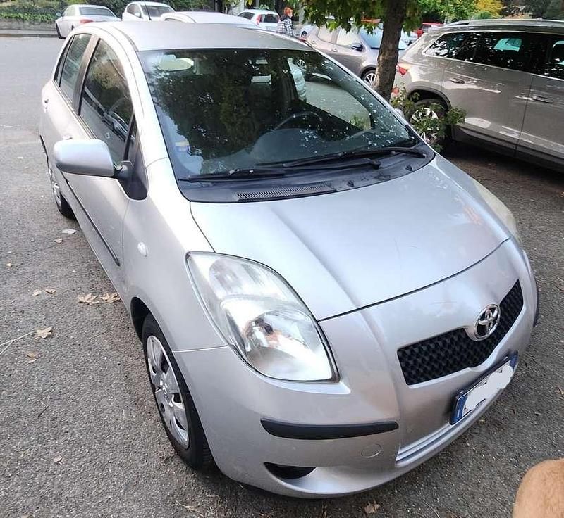 Usata Toyota Yaris Sol 69 CV (50 kW) 2008 Berlina