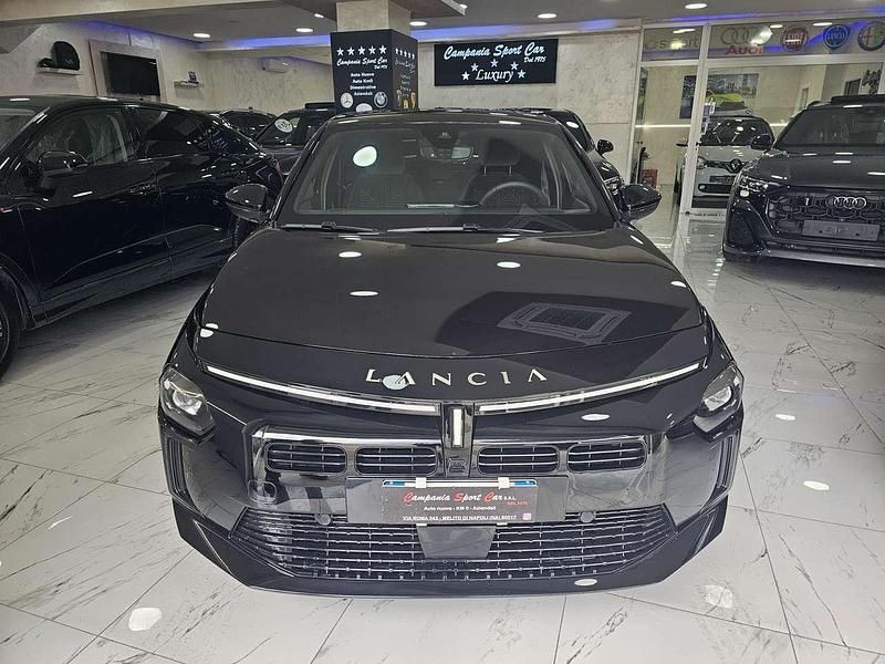 Nuova Lancia Ypsilon 110 CV (80 kW) 2026 Nero ardesia Utilitaria