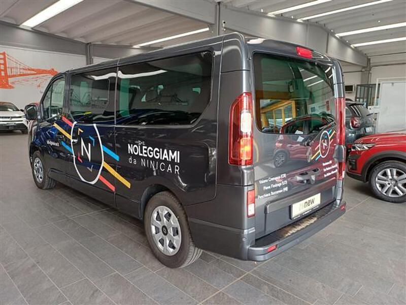 Usata Renault Trafic Equilibre 150 CV (110 kW) 2024 Grigio scuro Monovolume