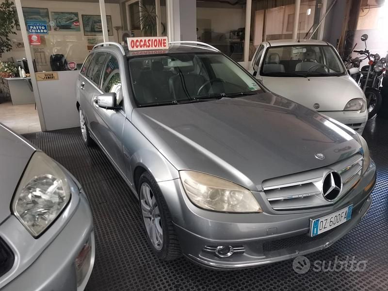 Grigio Usata 2008 Mercedes C200 Avantgarde Station wagon | 2990 € (Buon prezzo) - Immagine 1/4