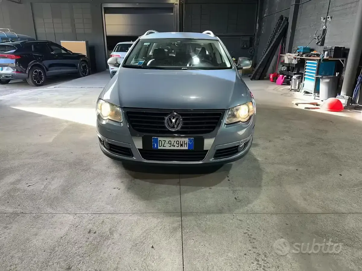 Usata VW Passat 140 CV (102 kW) 2010 Station wagon
