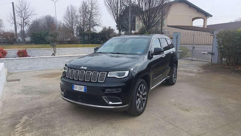 Usata Jeep Grand Cherokee Overland 250 CV (183 kW) 2017 Nero SUV
