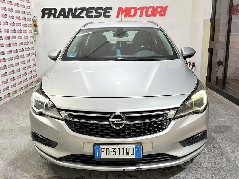 Usata Opel Astra Innovation 110 CV (80 kW) 2016 Grigio Station wagon