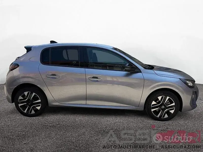 Nuova Peugeot 208 Allure 2025 Utilitaria