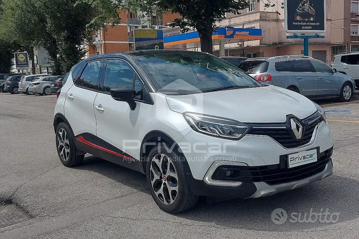 Usata Renault Captur Intens 90 CV (66 kW) 2018 Bianco SUV