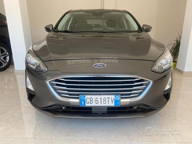 Usata Ford Focus Titanium 120 CV (88 kW) 2020 Grigio Berlina