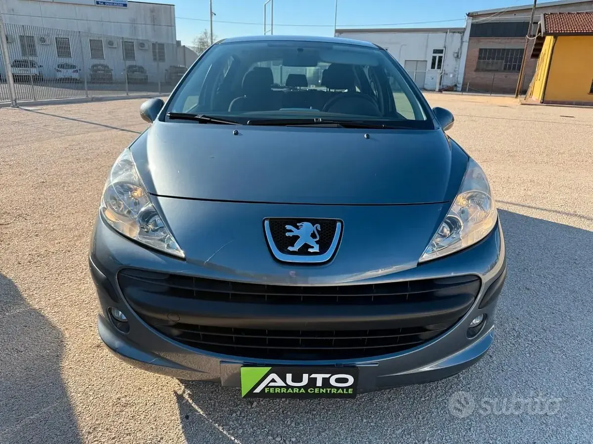 Usata Peugeot 207 73 CV (53 kW) 2009 Grigio Berlina