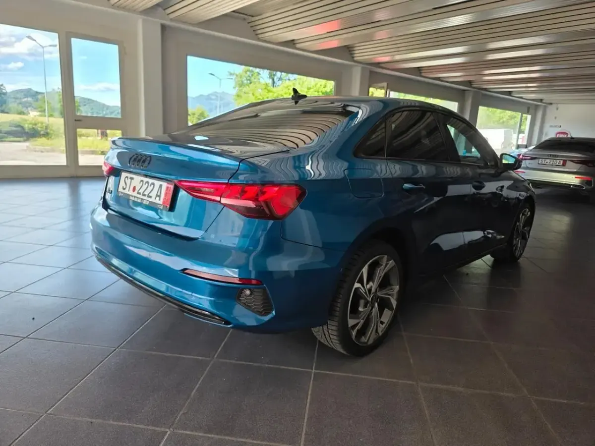 Usata Audi A3 Advanced 110 CV (80 kW) 2023 Blu Berlina