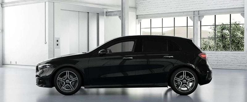 Nuova Mercedes A200 150 CV (110 kW) 2026 Nero notte