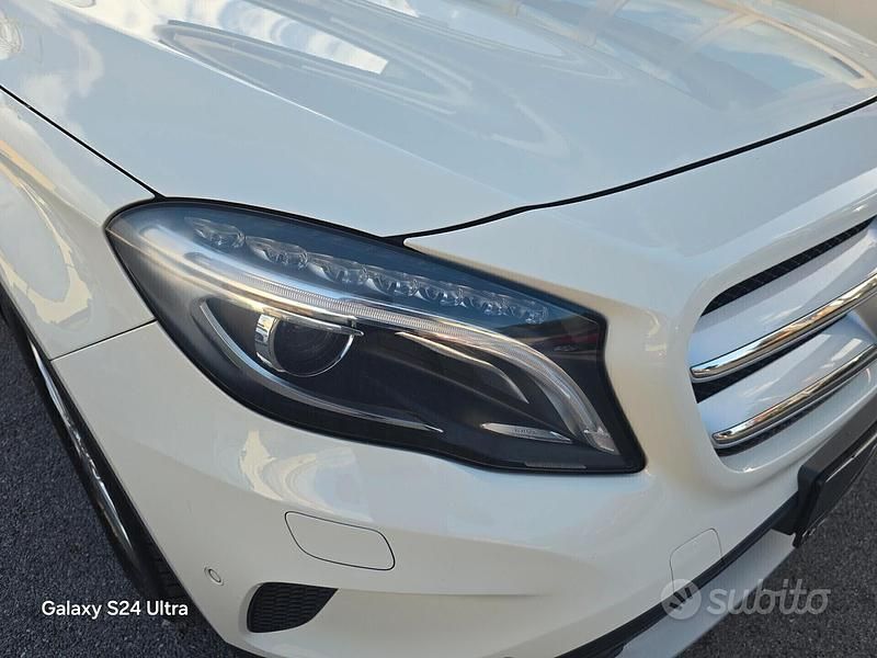 Usata Mercedes GLA220 Premium 170 CV (125 kW) 2015 Bianco SUV