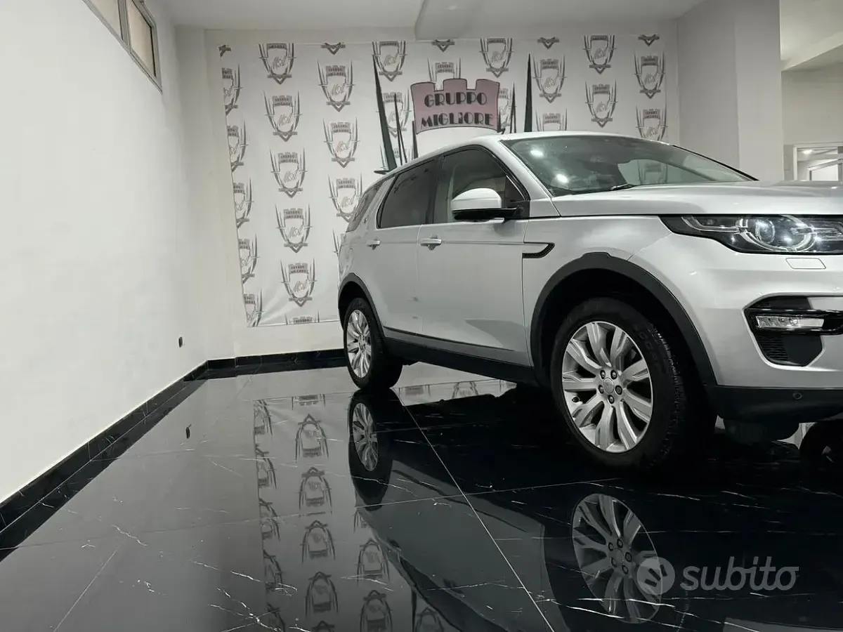 Usata Land Rover Discovery Sport HSE Luxury 179 CV (131 kW) 2015 Grigio SUV