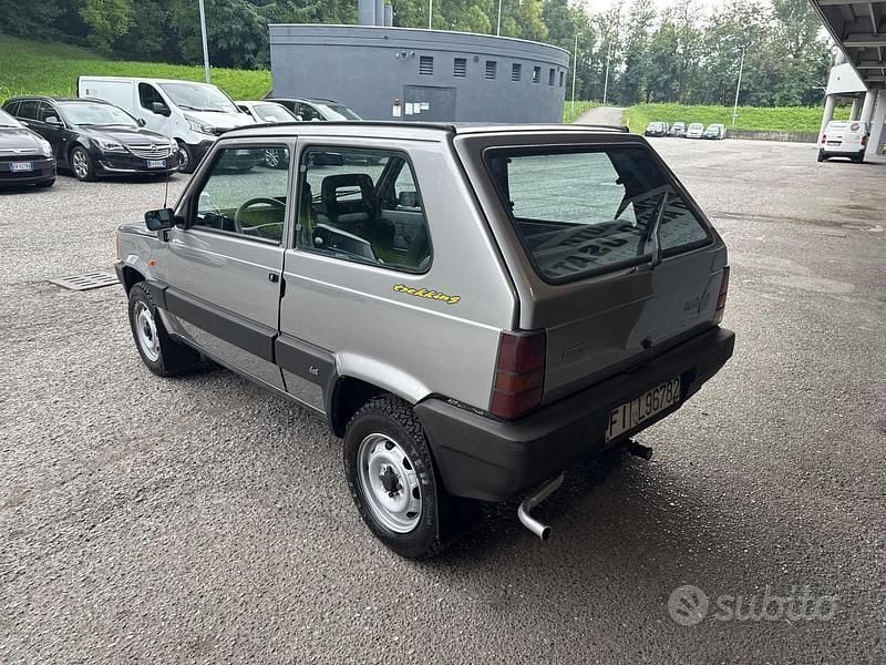 Usata Fiat Panda 4x4 Trekking 50 CV (36 kW) 1992 Grigio Utilitaria